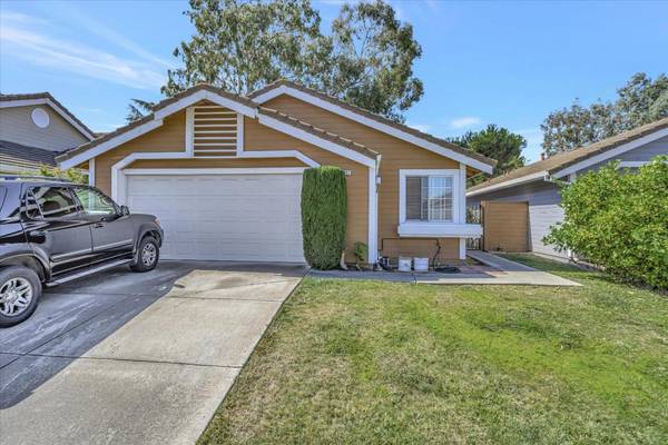 38037 Iris CT, Newark, CA 94560