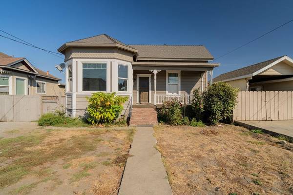 152 W Beach ST, Watsonville, CA 95076