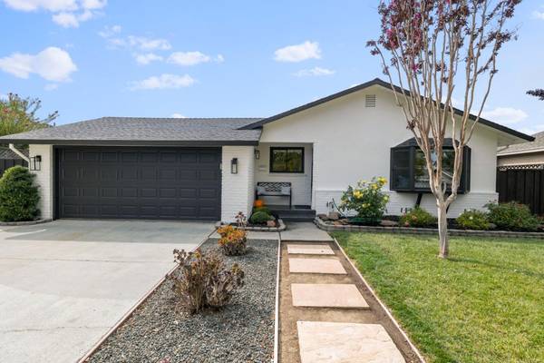 2279 Maximilian DR, Campbell, CA 95008