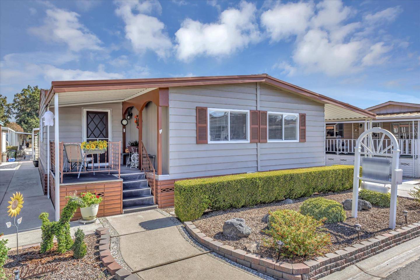 477 Millpond DR 477, San Jose, CA 95125