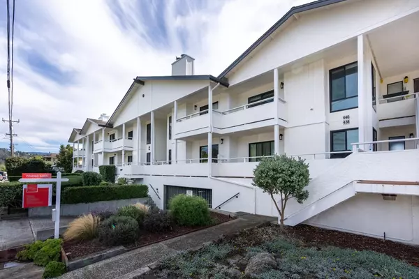 Half Moon Bay, CA 94019,442 Cypress AVE