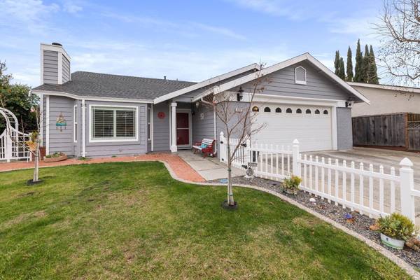 9272 El Caminito, Gilroy, CA 95020