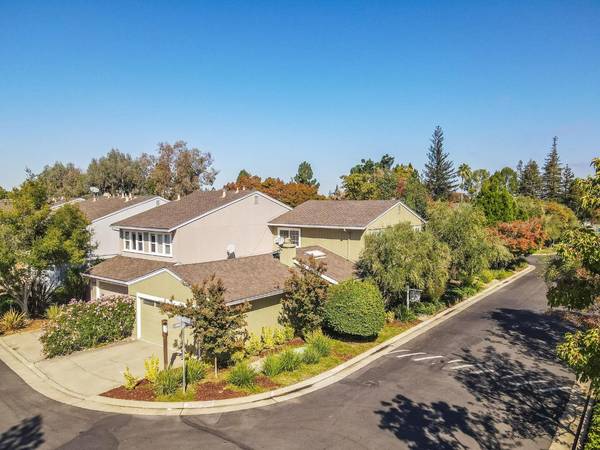 146 Pine Wood LN, Los Gatos, CA 95032