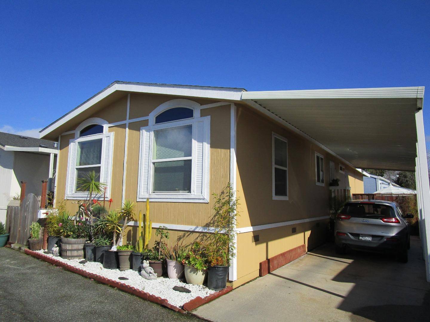 49 Blanca LN 715, Watsonville, CA 95076
