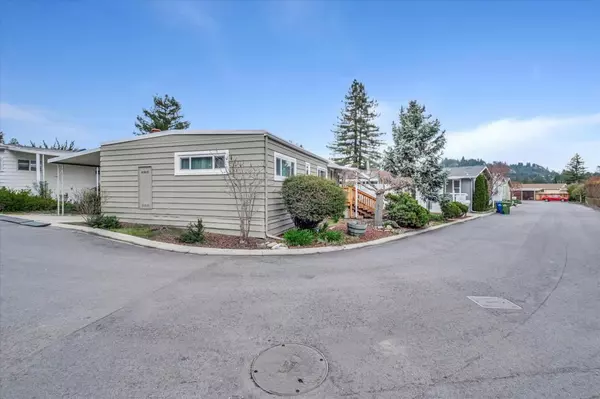 Scotts Valley, CA 95066,225 Mount Hermon RD 185