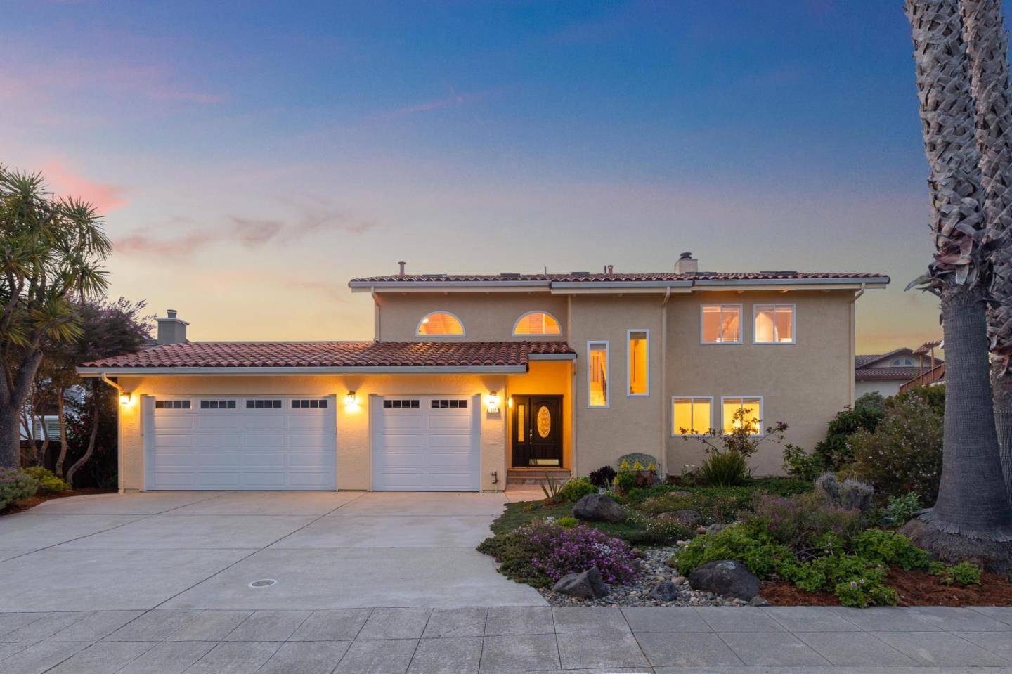 522 Highland AVE, Half Moon Bay, CA 94019