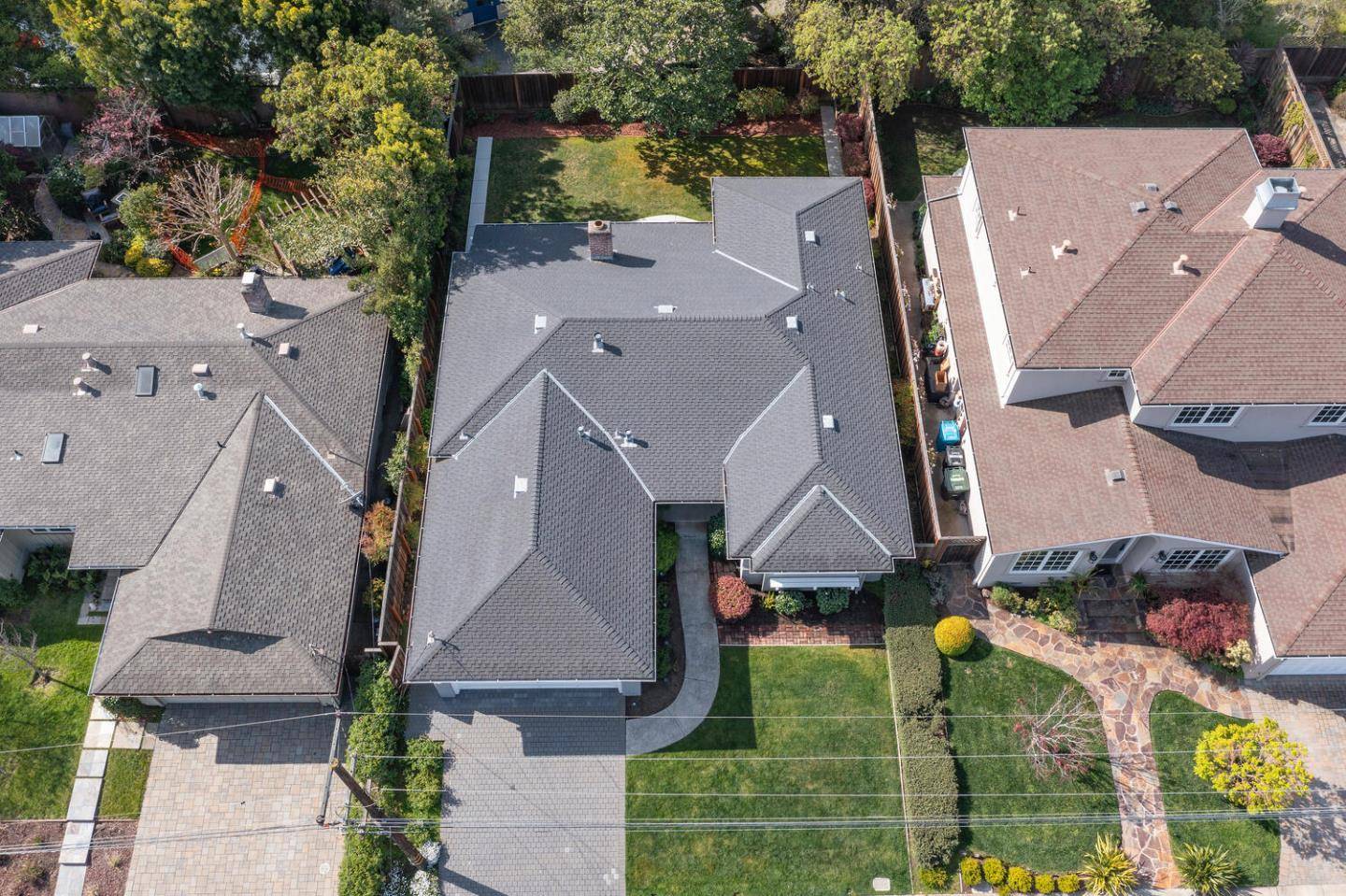 San Carlos, CA 94070,2711 Victoria MNR