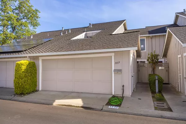 Foster City, CA 94404,Forrestal LN