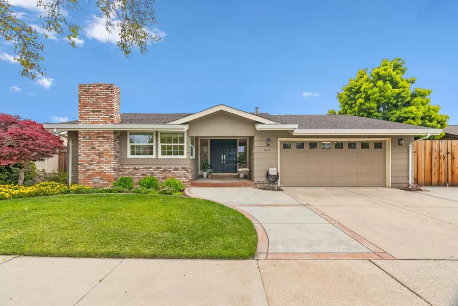 1010 Ortega CIR, Gilroy, CA 95020