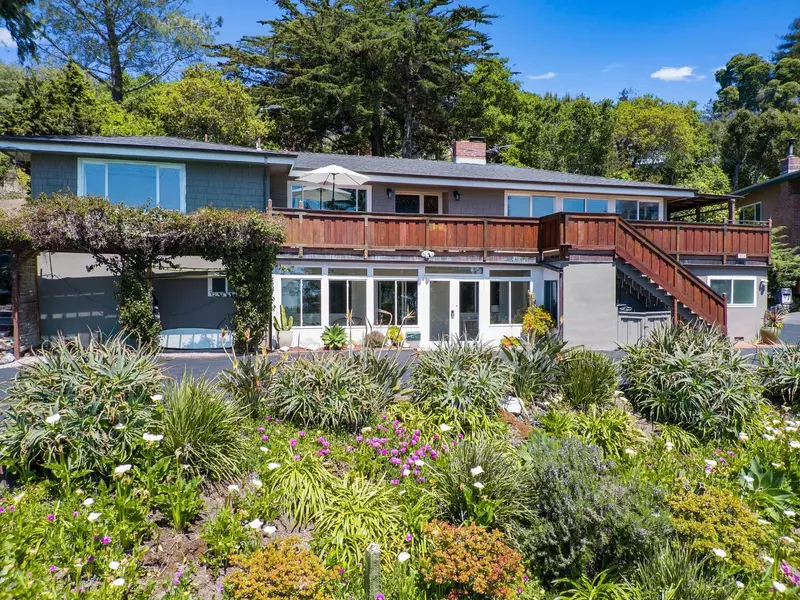 7051 Mesa DR, Aptos, CA 95003