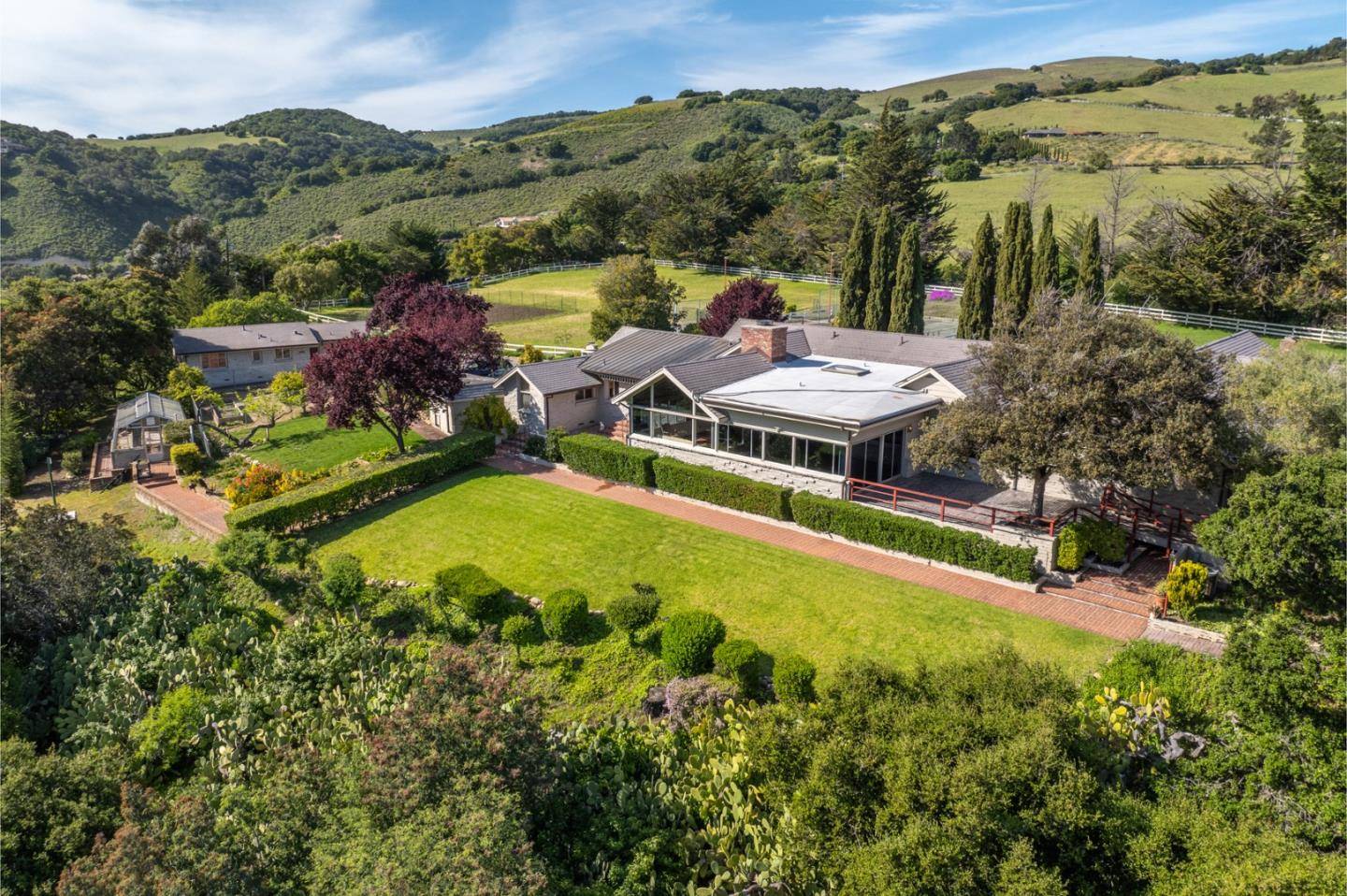 22 Rancho Fiesta RD, Carmel Valley, CA 93924