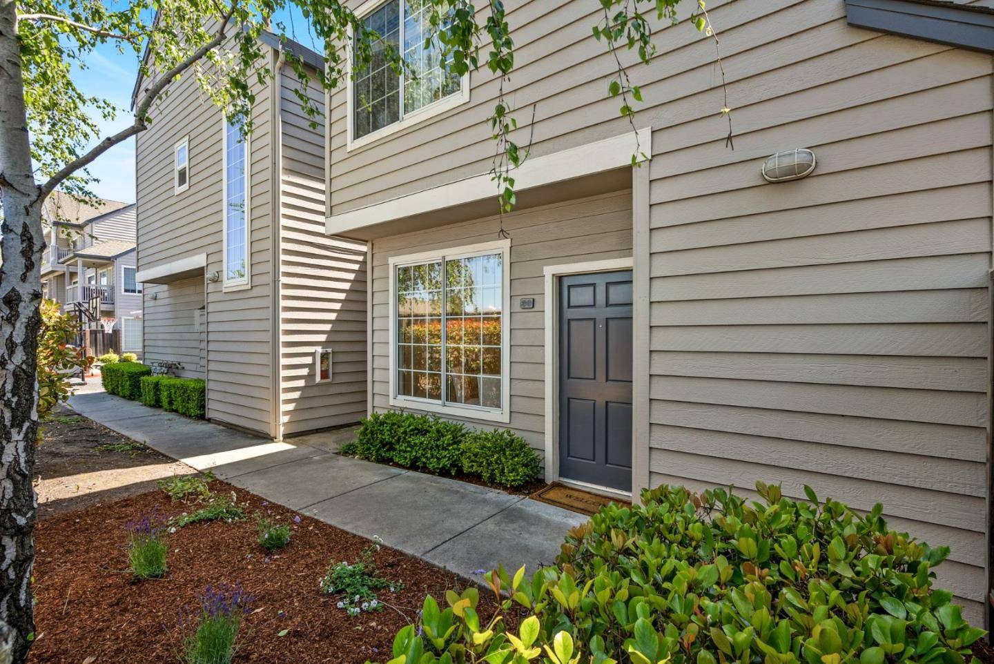 935 Old County RD 20, Belmont, CA 94002