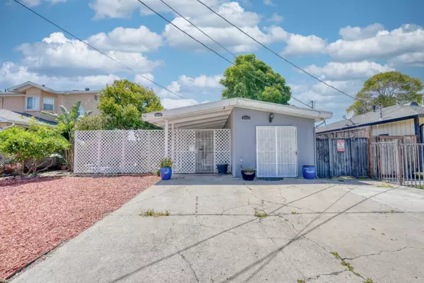 East Palo Alto, CA 94303,2647 Gonzaga ST