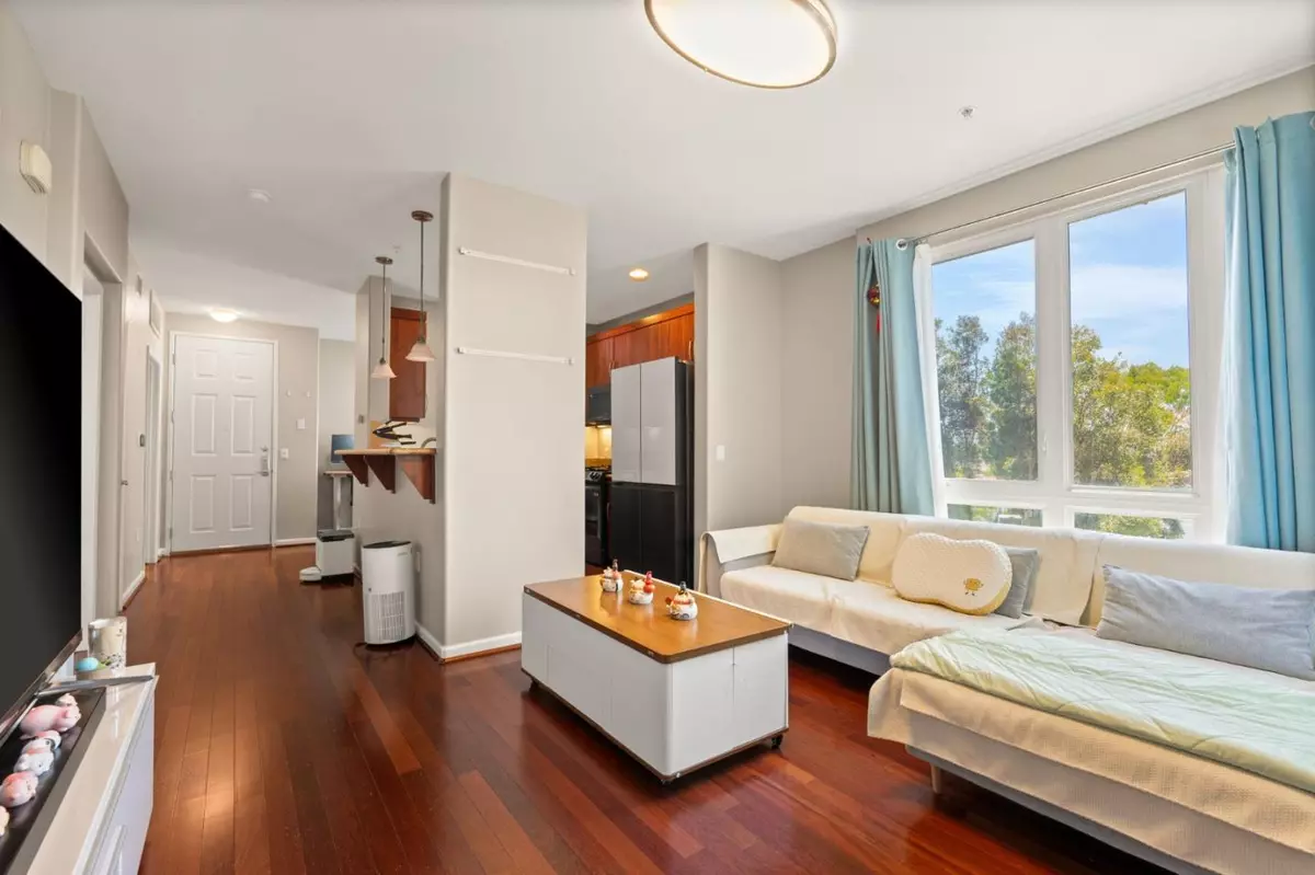 Milpitas, CA 95035,1101 S Main 328