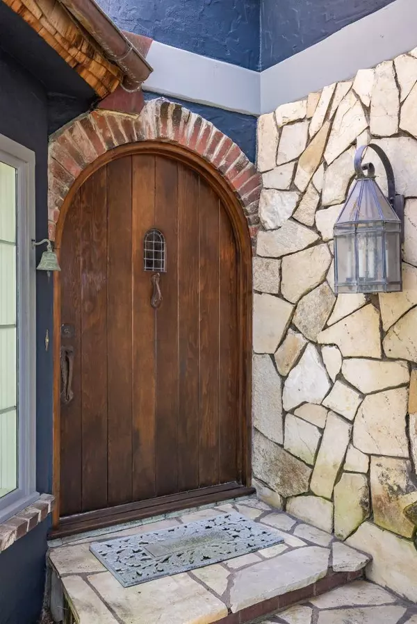 Carmel, CA 93921,0 San Antonio 5 SE of Ocean AVE