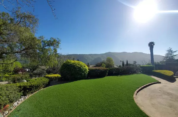 5 STORY RD, Carmel Valley, CA 93924