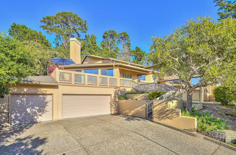 33 Deer Forest DR, Monterey, CA 93940