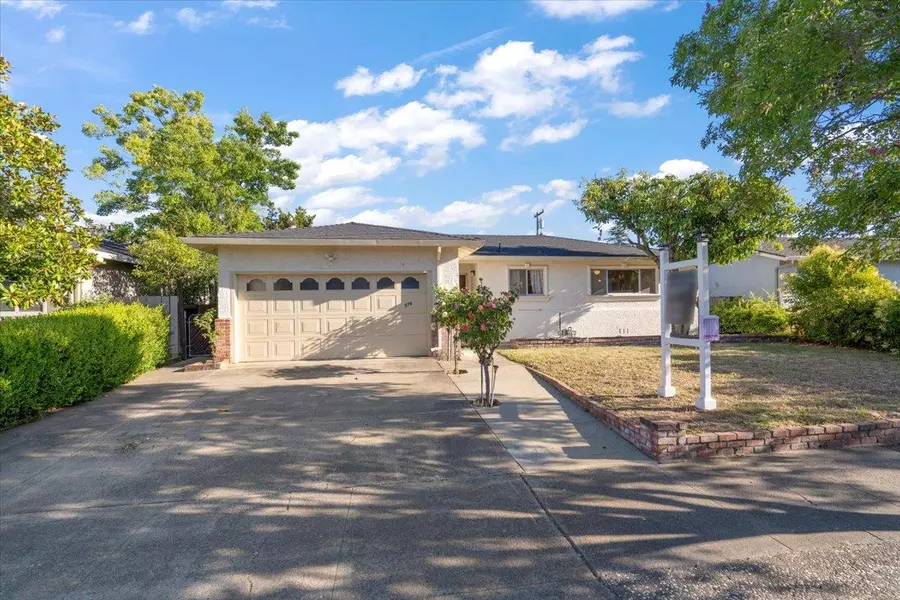 776 La Alondra WAY, Gilroy, CA 95020