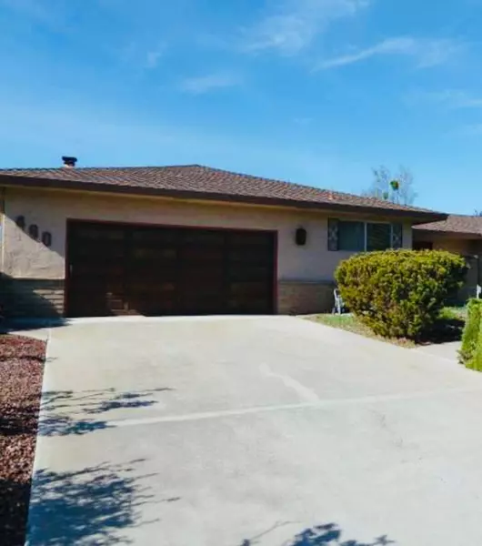 480 Donald DR, Hollister, CA 95023