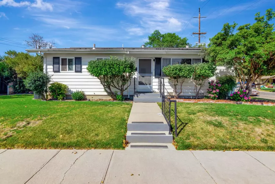 407 Copley ST, King City, CA 93930