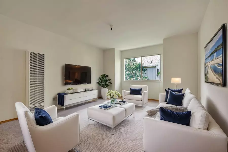 203 Vista Prieta CT, Santa Cruz, CA 95062