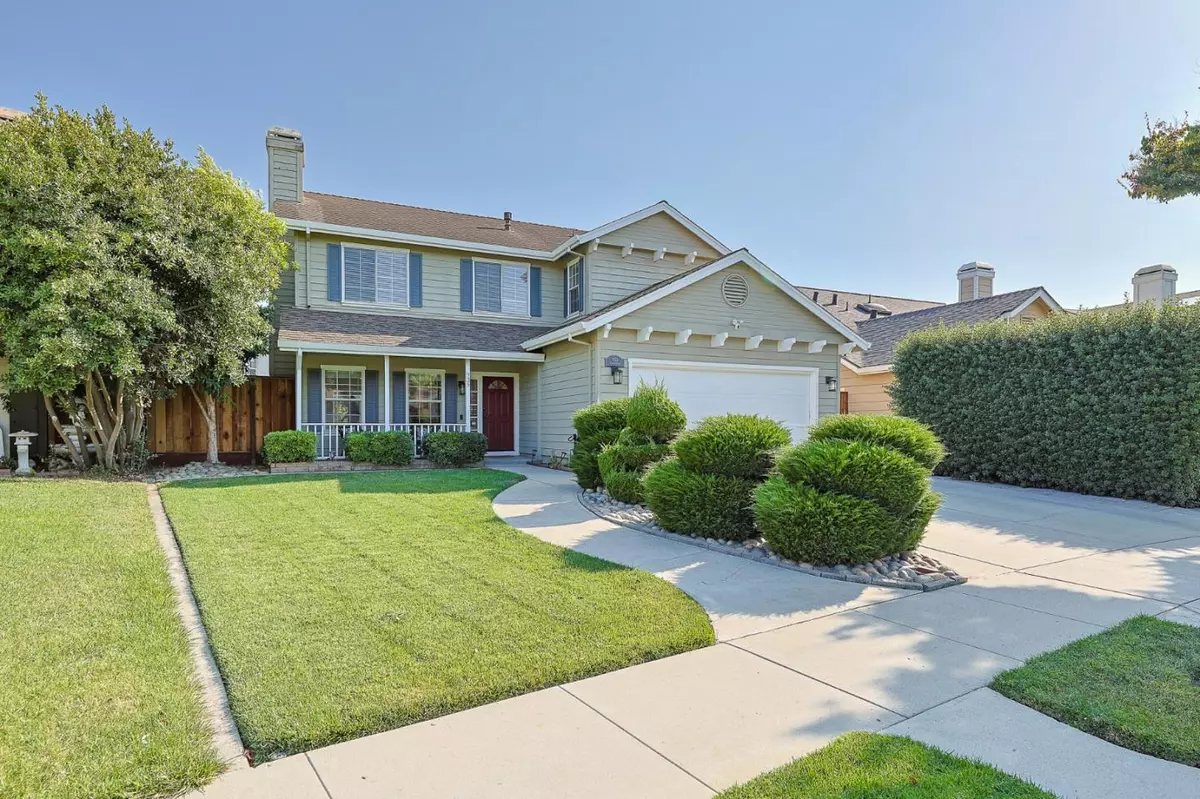 Salinas, CA 93906,935 Provincetown DR