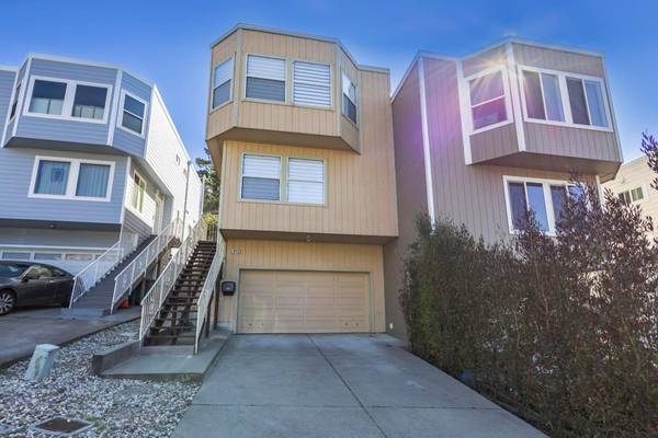 440 Lewis LN, Pacifica, CA 94044