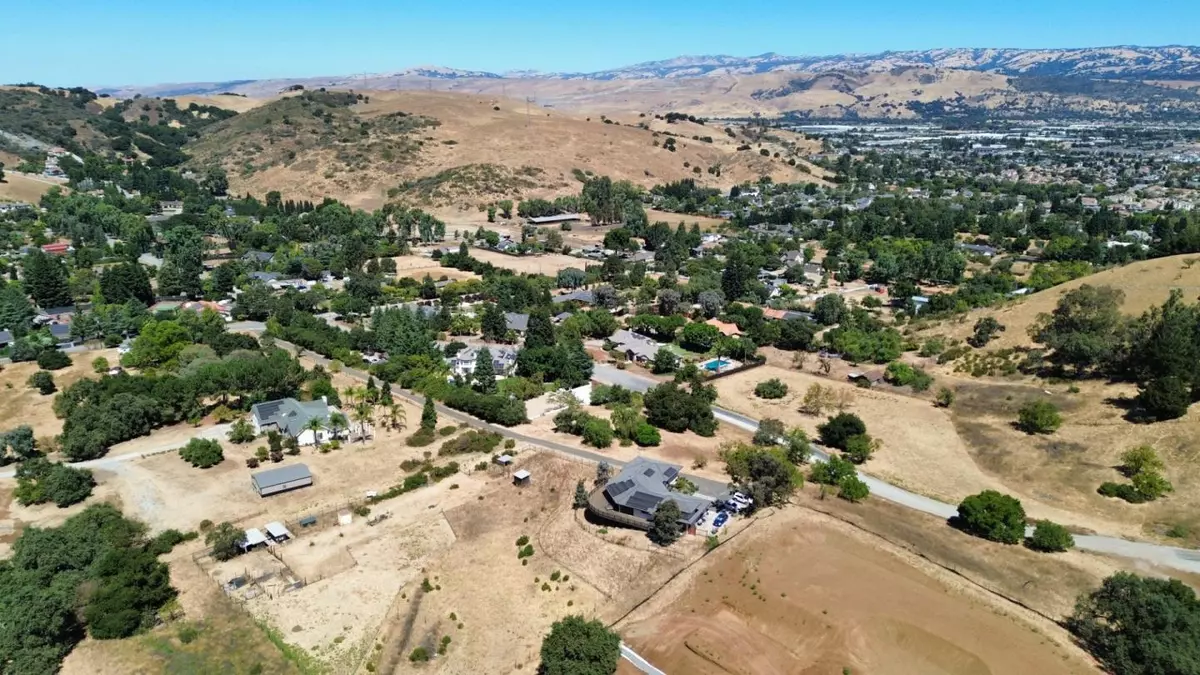 Morgan Hill, CA 95037,1095 Rose Orchard PL