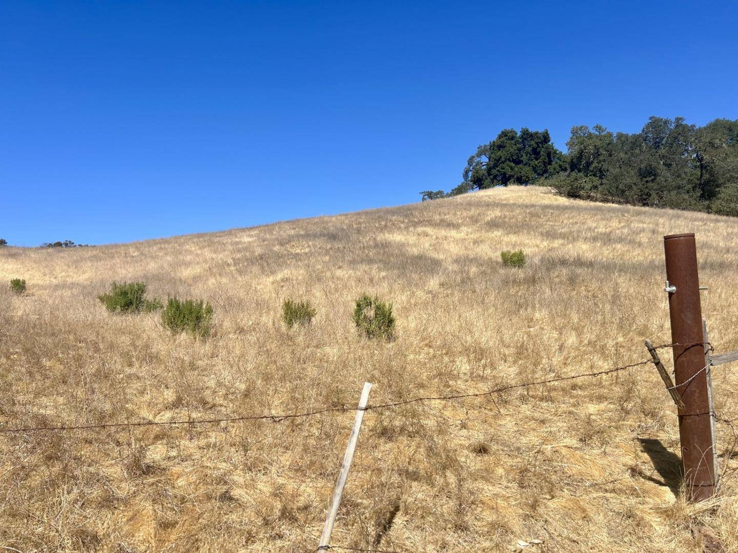 Morgan Hill, CA 95037,01 Little Uvas RD