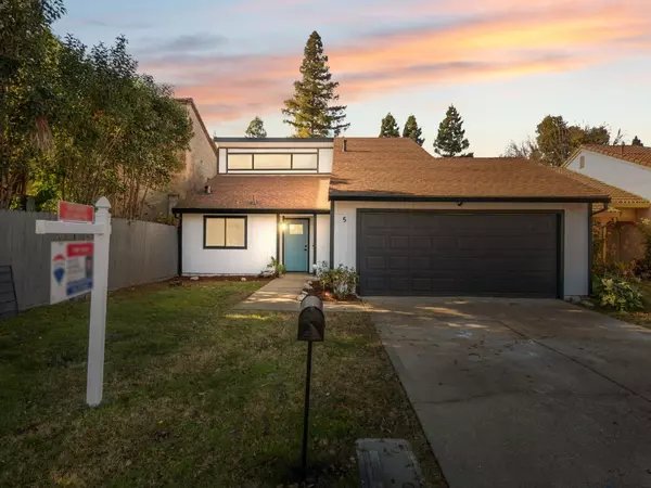 5 Yahi CT, Sacramento, CA 95833