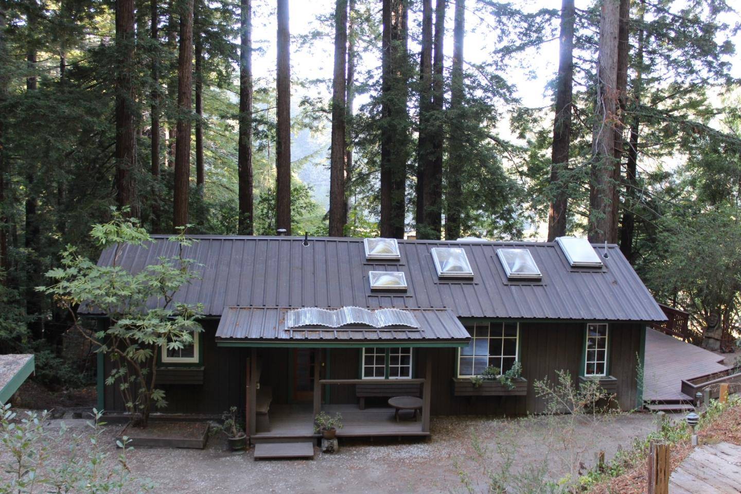 155 Roarke RD, Pescadero, CA 94060
