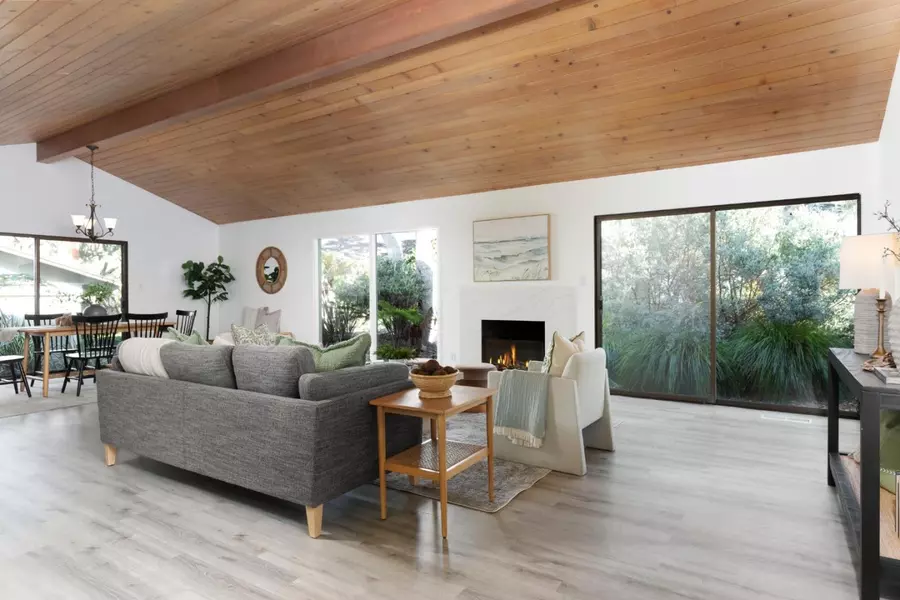 60 Country Club Gate, Pacific Grove, CA 93950