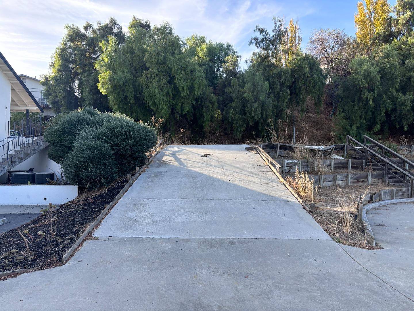 Hollister, CA 95023,190 San Benito ST
