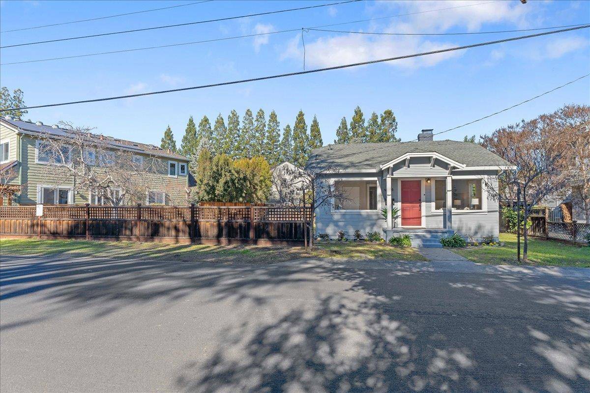 16805 Loma ST, Los Gatos, CA 95032