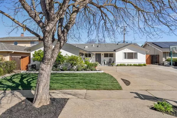 2866 Via Carmen, San Jose, CA 95124