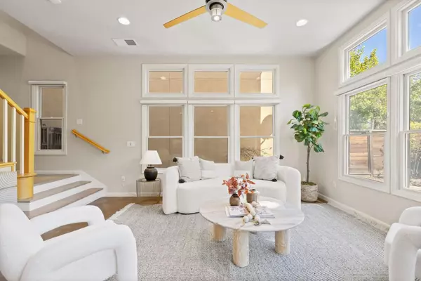 Palo Alto, CA 94306,406 Pratt LN