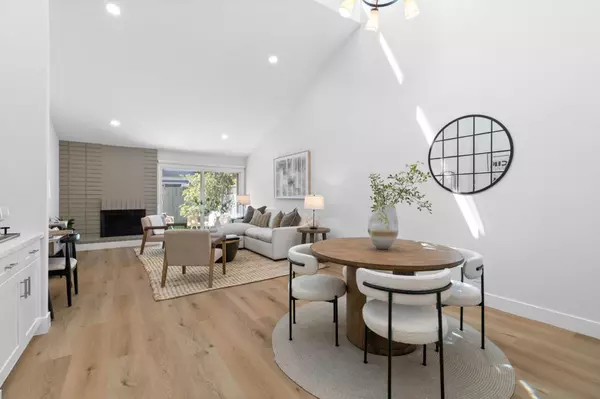 Foster City, CA 94404,892 Cabot LN