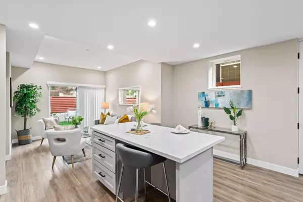 South San Francisco, CA 94080,645 Baden AVE 5