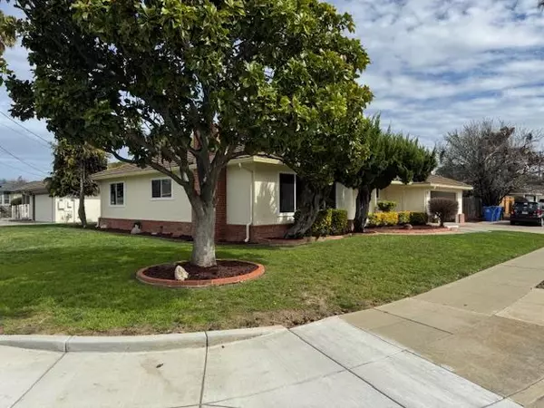 Fremont, CA 94536,38324 Blacow RD