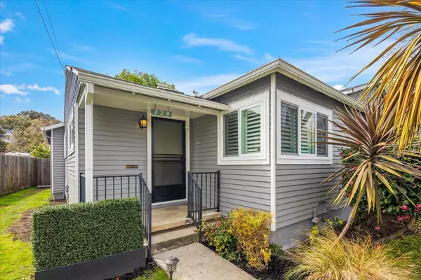 San Mateo, CA 94401,220 Lindbergh ST