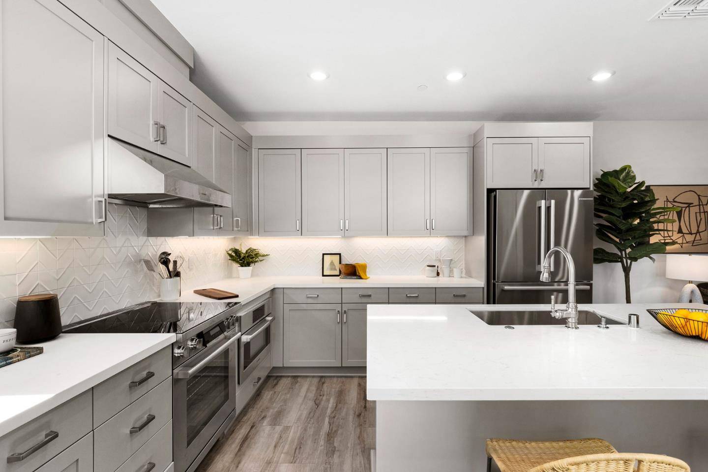 Sunnyvale, CA 94087,1303 Besra TER 7