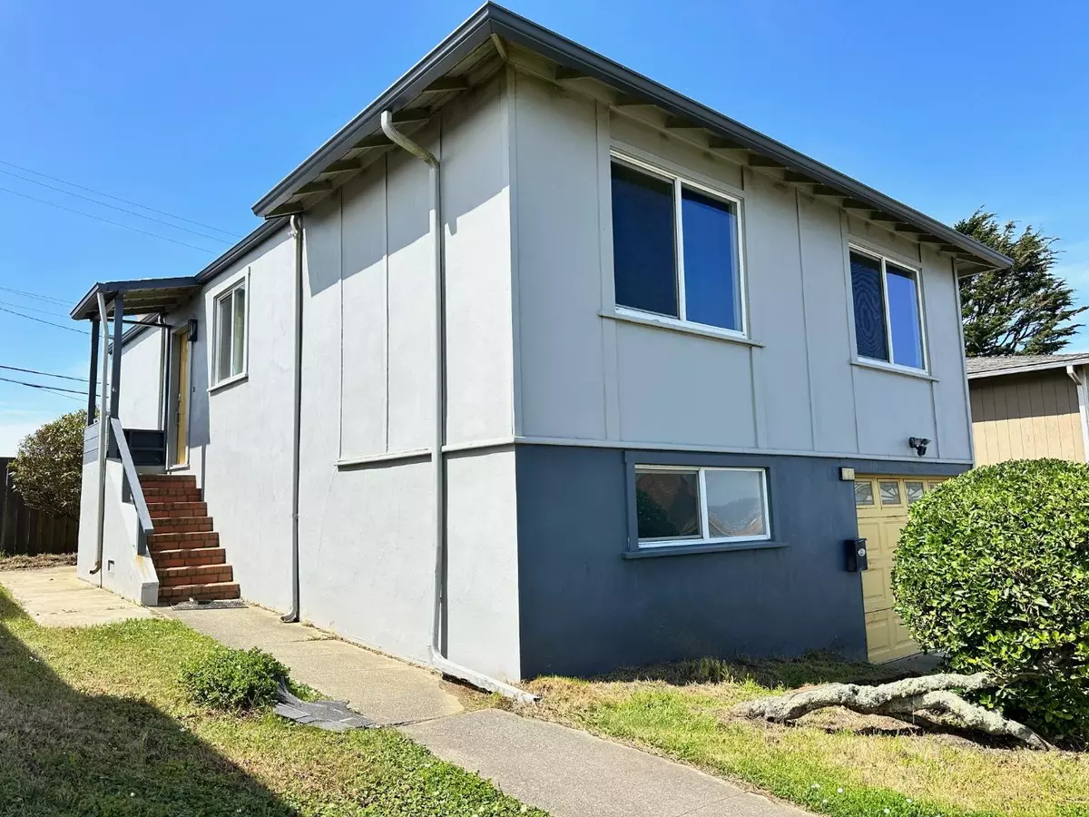 Daly City, CA 94015,68 Oceanside DR