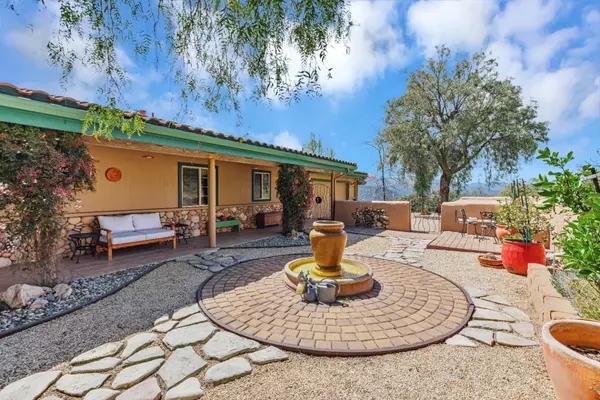 18 Asoleado DR, Carmel Valley, CA 93924