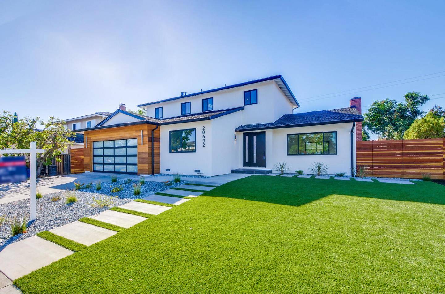 Cupertino, CA 95014,20692 Cheryl DR