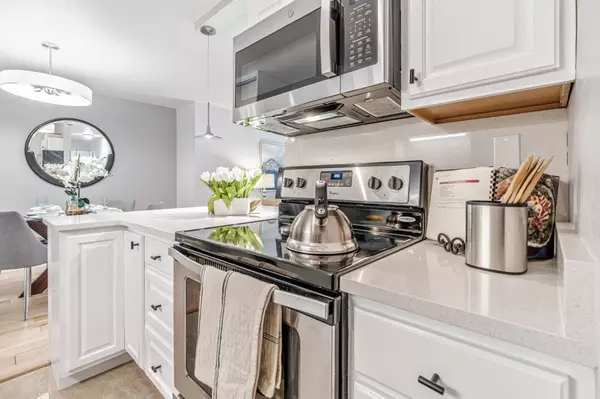 Belmont, CA 94002,400 Davey Glen RD 4324