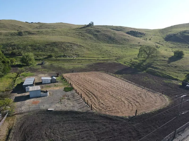 3463 Calaveras RD, Milpitas, CA 95035