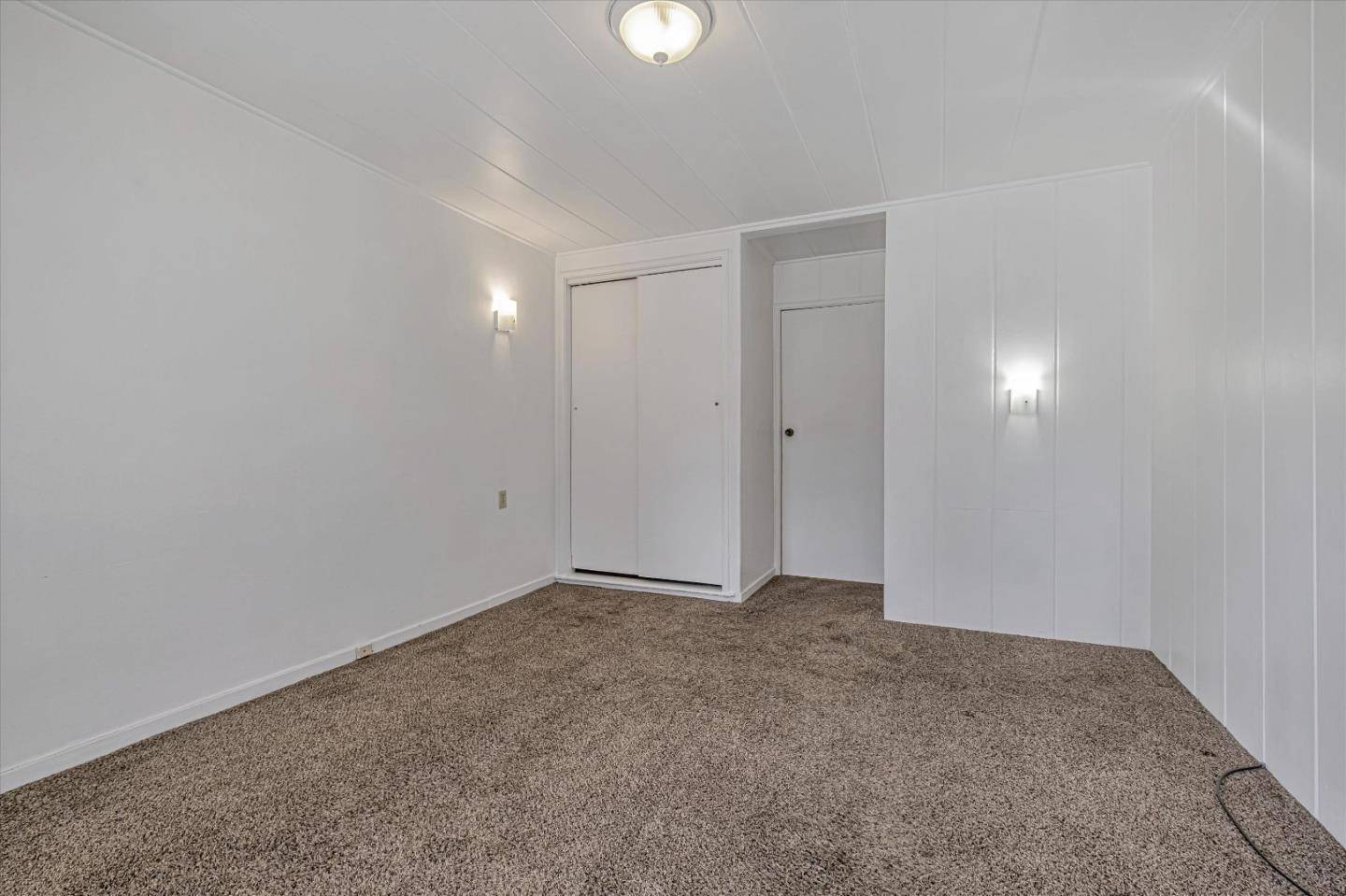 Santa Cruz, CA 95062,2735-2737 Soquel AVE