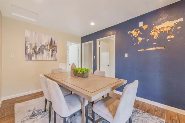 Menlo Park, CA 94025,3135 Alameda De Las Pulgas