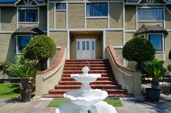 San Jose, CA 95120,7790 Lost View RD