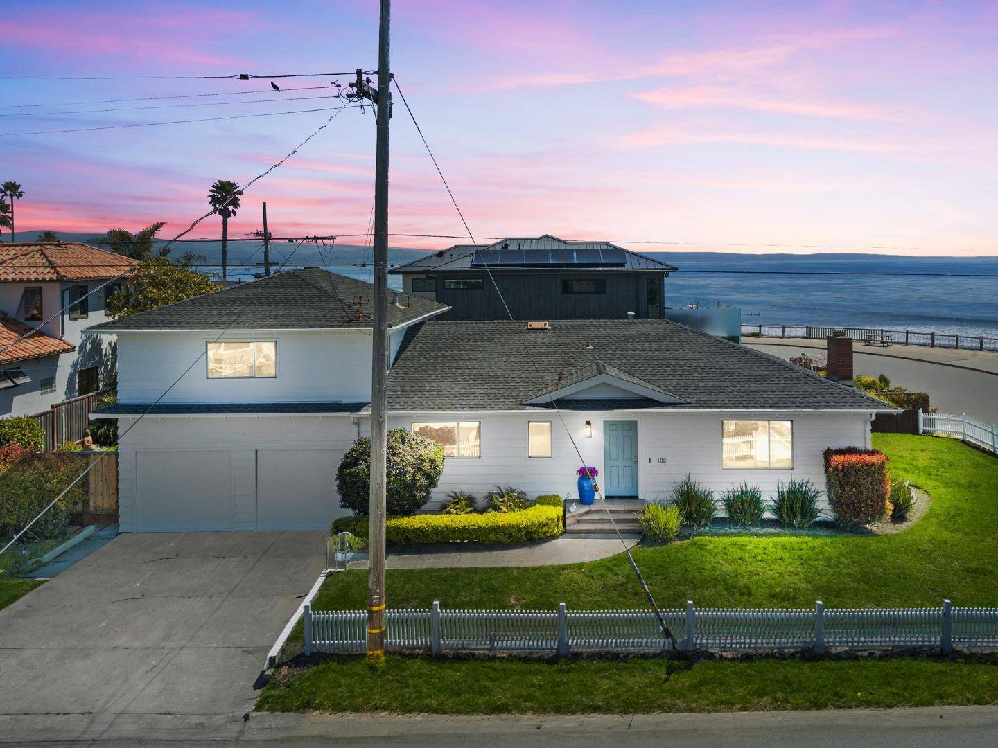 Santa Cruz, CA 95062,102 32nd AVE
